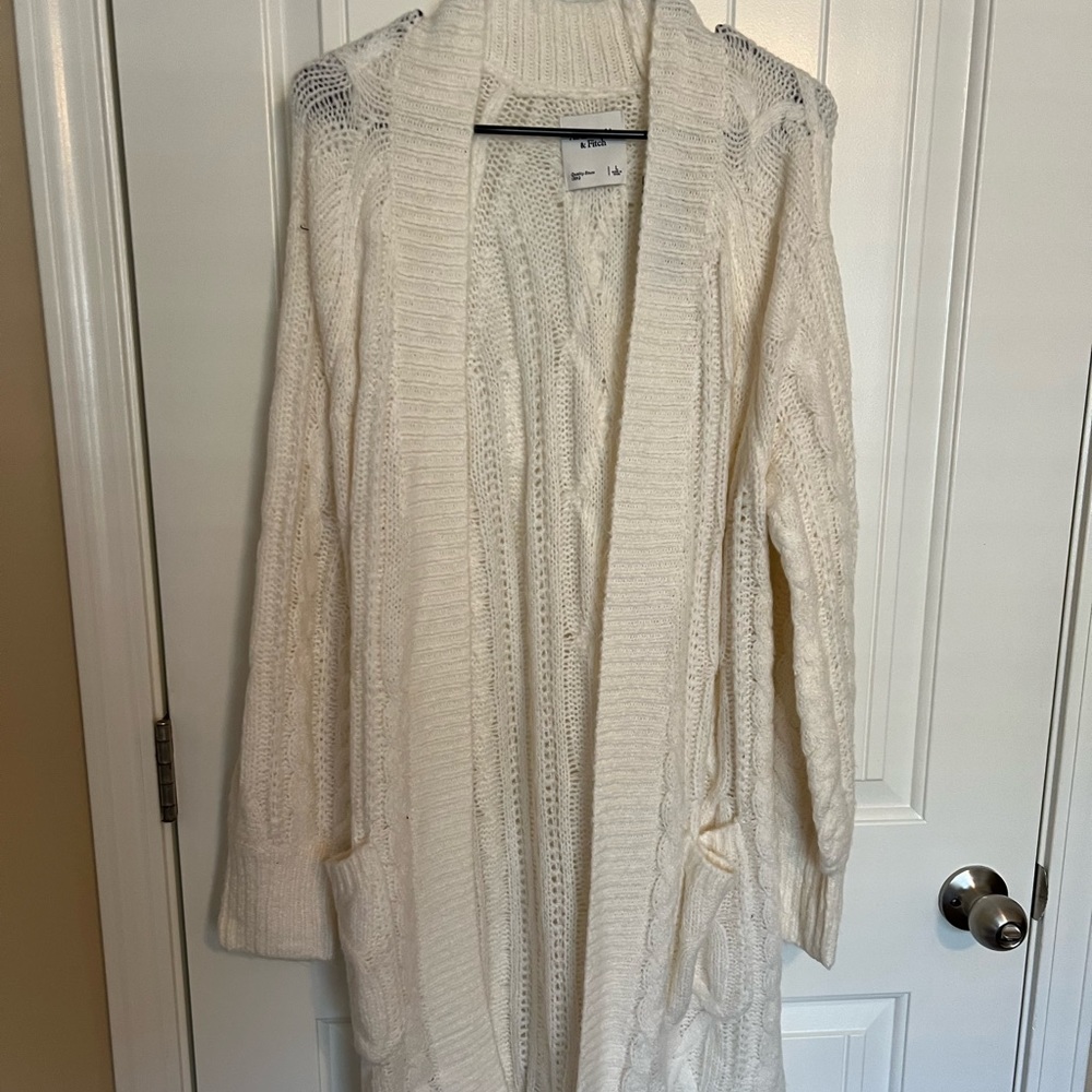 Abercrombie & Fitch Cardigan